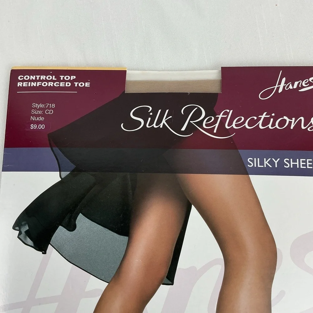 Hanes Silk Reflections Silky Sheer Control Top Pantyhose Size CD Nude
